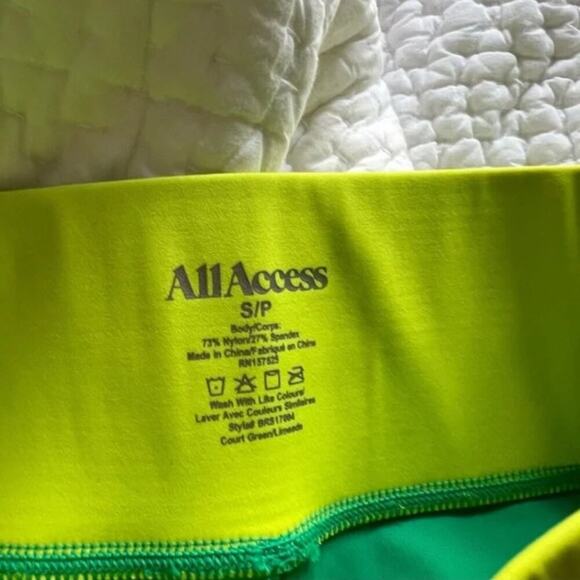 All Access Center Stage Green & Neon High Rise Leggings - Picture 4 of 4